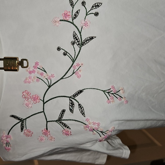 MaxMara White Tee with Pink Floral Embroidery - Picture 3 of 9